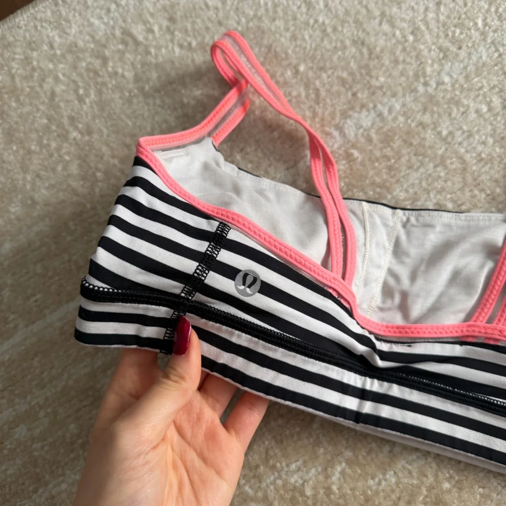lululemon athletica stylish bralette